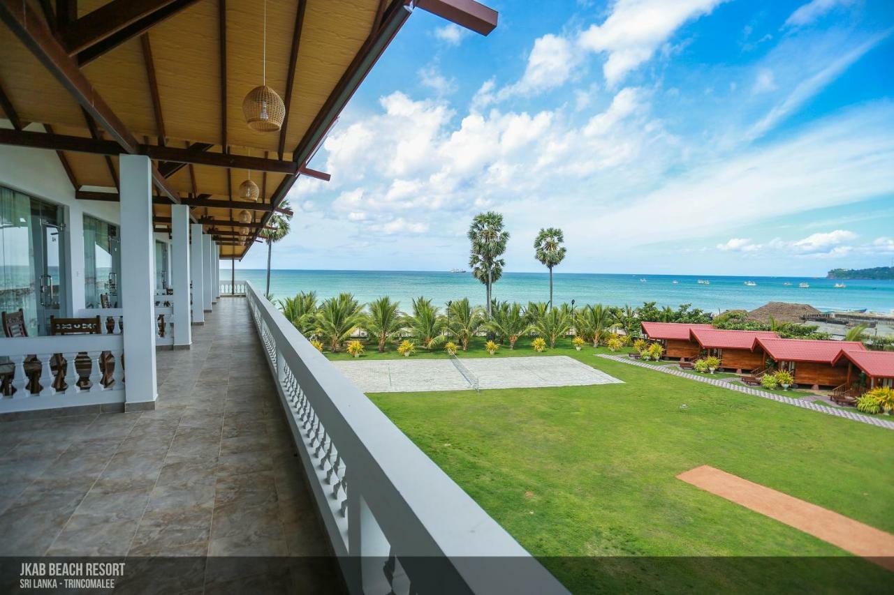 Jkab Beach Resort Trincomalee Extérieur photo